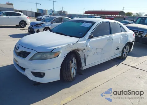 2010 Toyota Camry Se z USA, uszkodzony, nr VIN 4T1BF3EK6AU519871